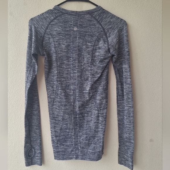 Lululemon Gray Run Swiftly Tech Long Sleeve Size S - Picture 9 of 11